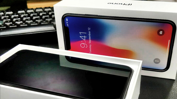 【时光】苹果手机三年一更新，入手iPhone X 256G