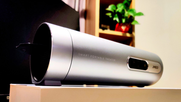 【时光】入手坚果P3便携式投影仪 # CooCaa Live-2 投影仪音响回音壁